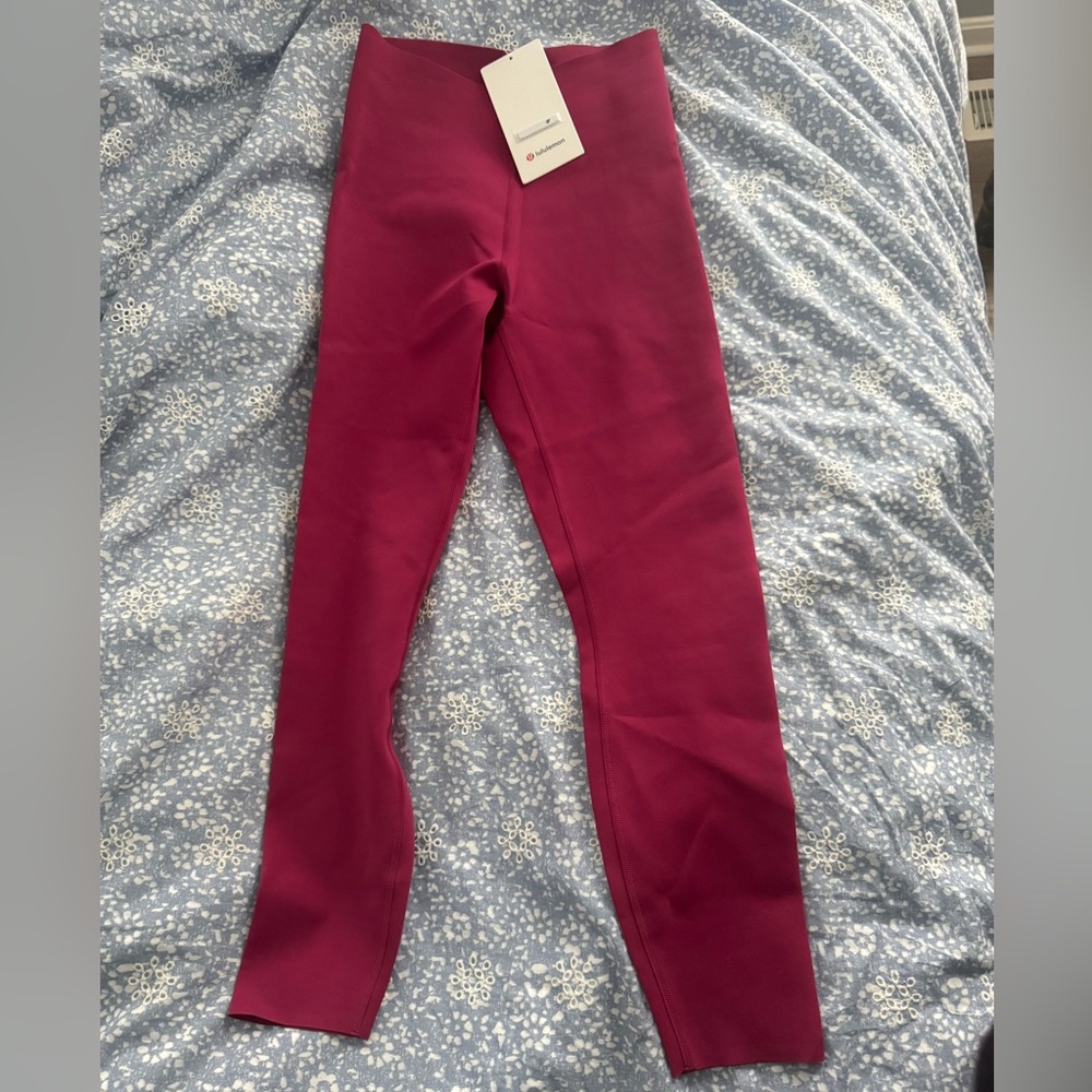 Lululemon Glow up HR 25” Legging in MAGENTA SMOKE